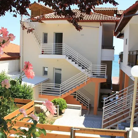 Apartament Star - Beachfront Nests *
