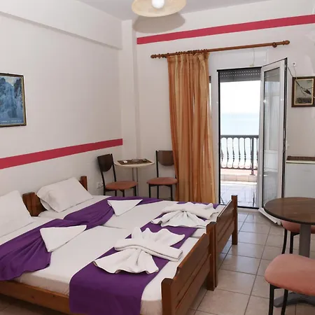Star - Beachfront Nests Apartament *