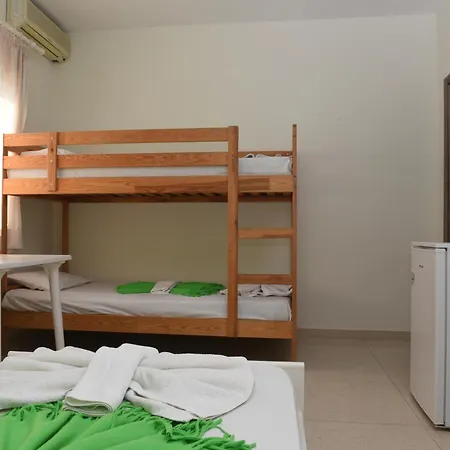 Star - Beachfront Nests Apartament