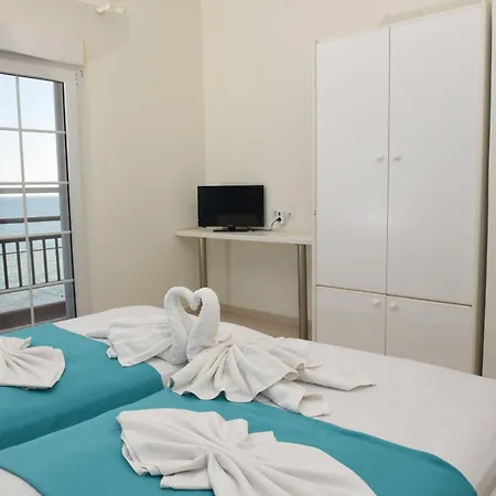Star - Beachfront Nests Apartament *